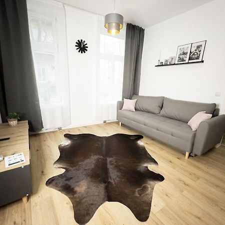Wohlfuehl-Oase Mitten In Der Stadt - Garten, Grill, Netflix Und Drucker Leipzig Extérieur photo