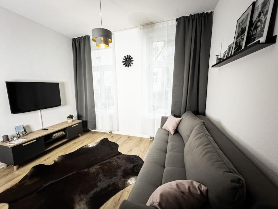 Wohlfuehl-Oase Mitten In Der Stadt - Garten, Grill, Netflix Und Drucker Leipzig Extérieur photo
