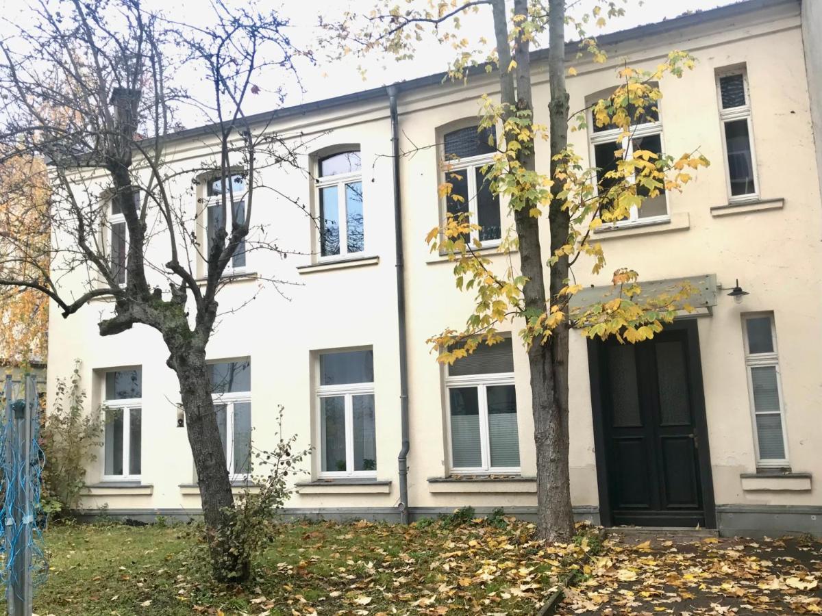 Wohlfuehl-Oase Mitten In Der Stadt - Garten, Grill, Netflix Und Drucker Leipzig Extérieur photo